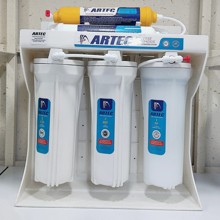 تصفیه آب ARTEC تایوان 6 مرحله
